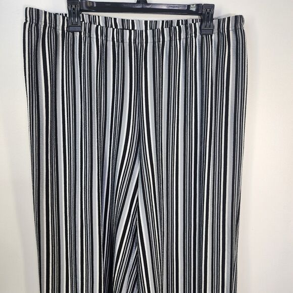 Joan Rivers Petite Womens Cropped Pants Size LP Pull On Striped Black Gray Wide - Picture 4 of 8